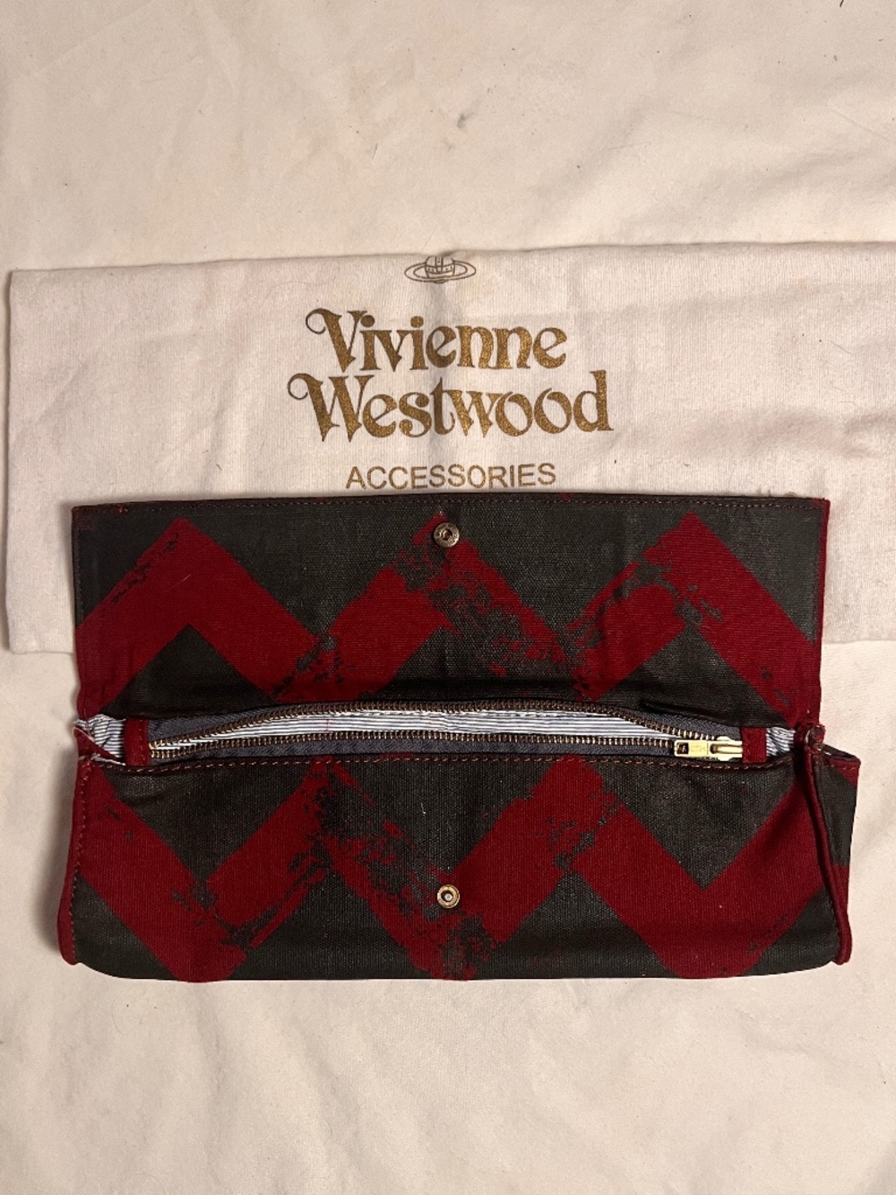 Vivienne Westwood I love crap beaded clutch purse - Picture 2 of 5